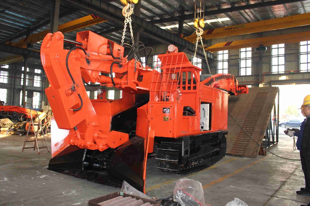 九江礦用扒渣機(jī)鏈條保養(yǎng)技巧，減少齒輪磨損！
