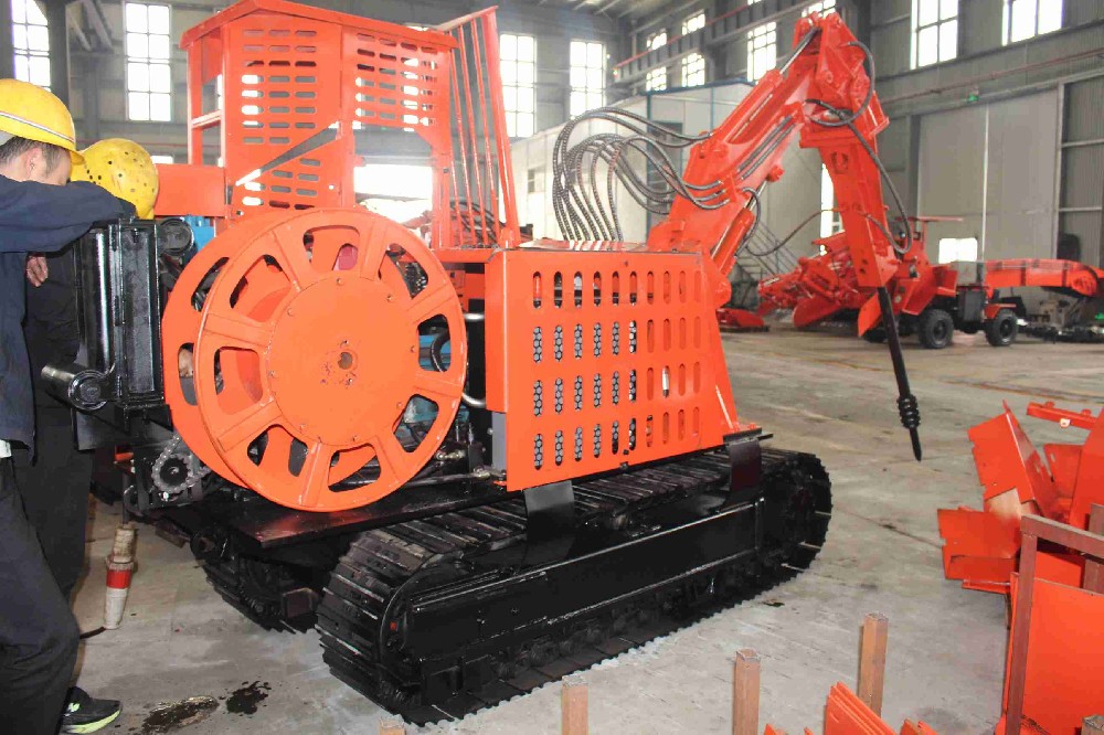 青島井下扒渣機生產廠家：品質與效率的完美結合
